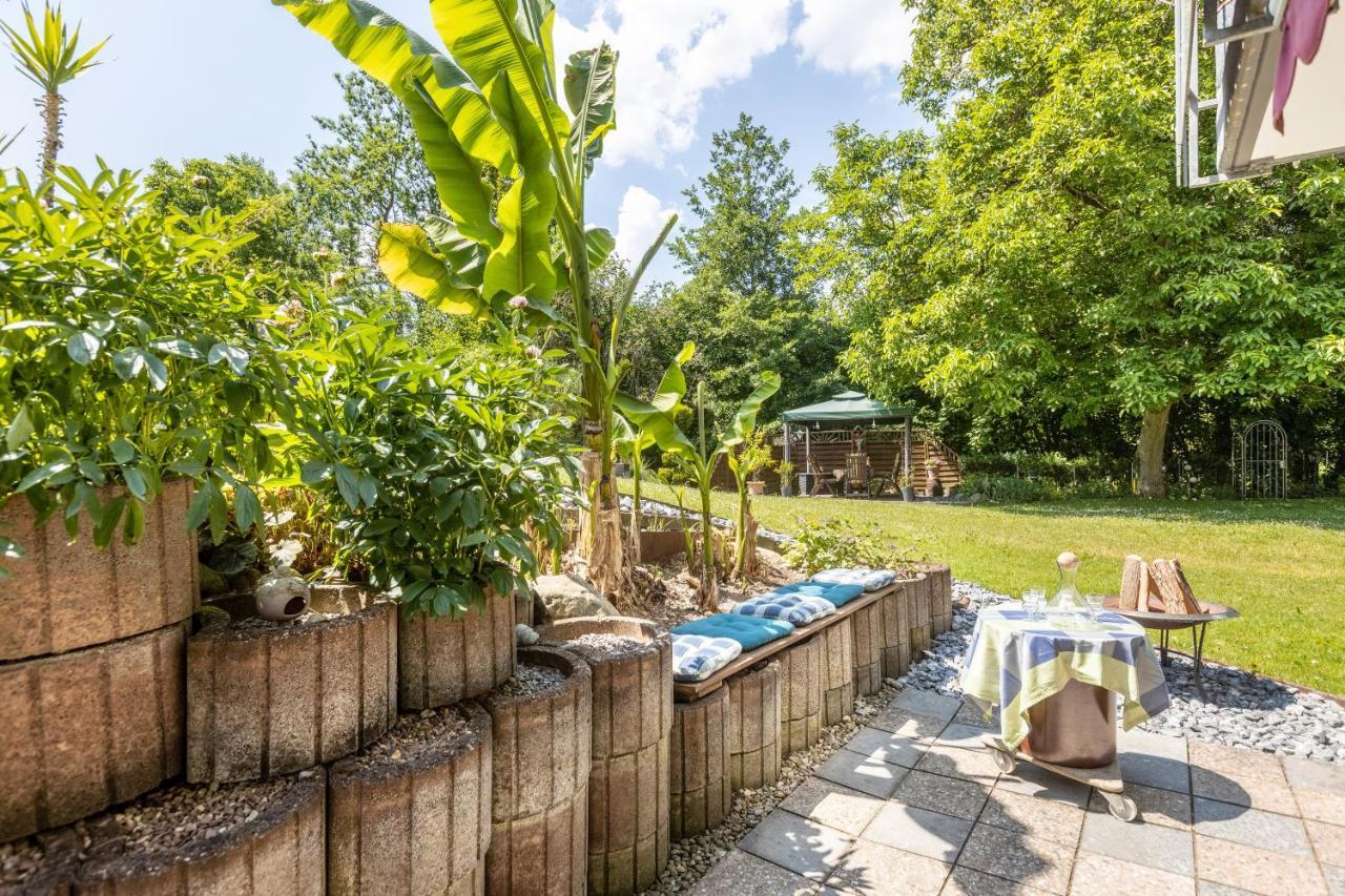 Haus Am Muehlenbach Lägenhet Hilzingen Exteriör bild